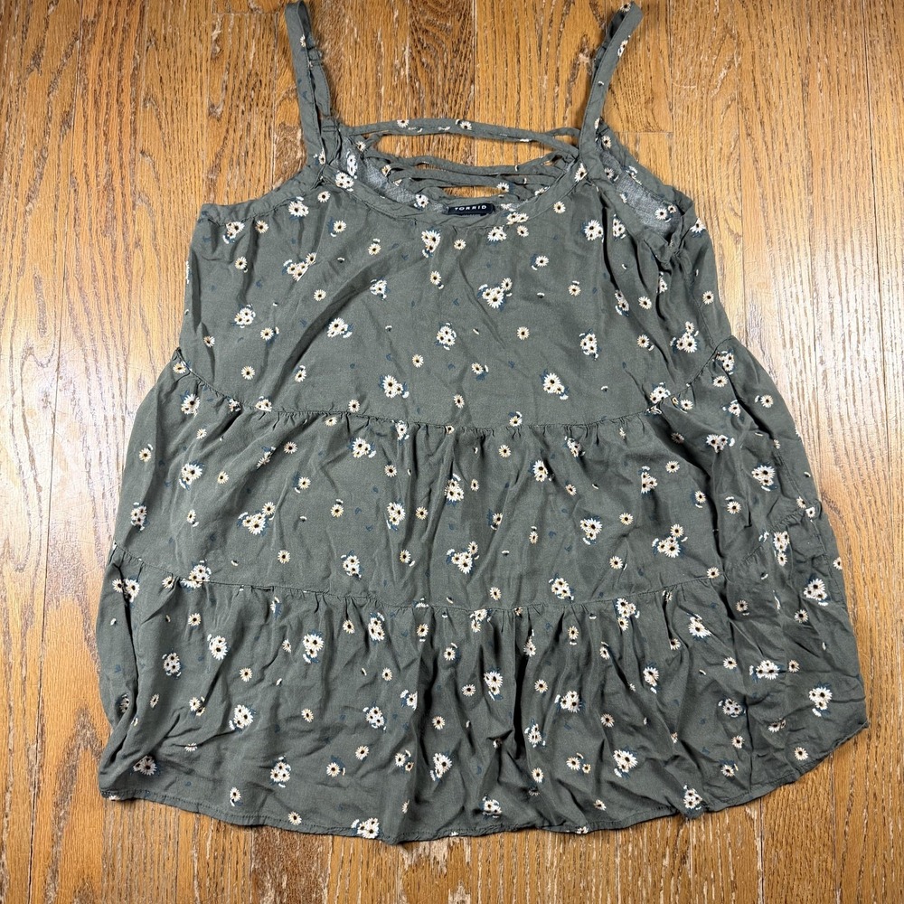 Torrid Tank Top Womens 0 Green Floral Tiered Strappy Babydoll Cami Daisy Boho